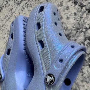 Crocs Women's Classic Platform Glitter Clog - Lilac Iridescent